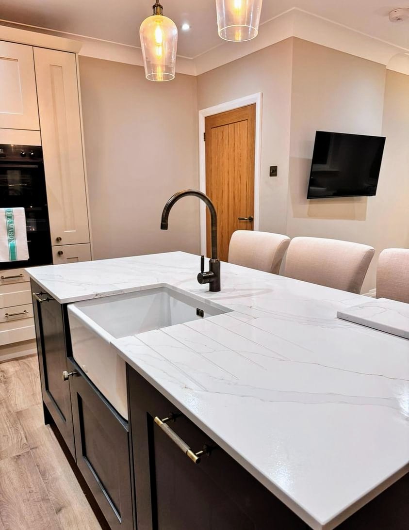 Calacatta Oro quartz kitchen island